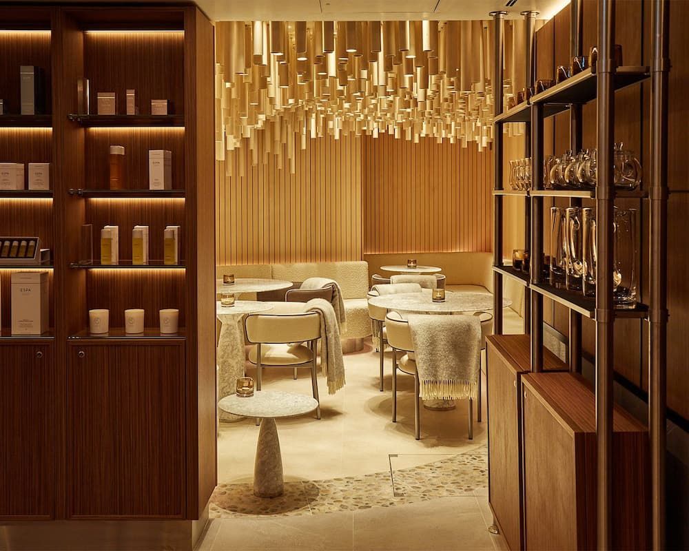 Dandy Destinations: Manchester