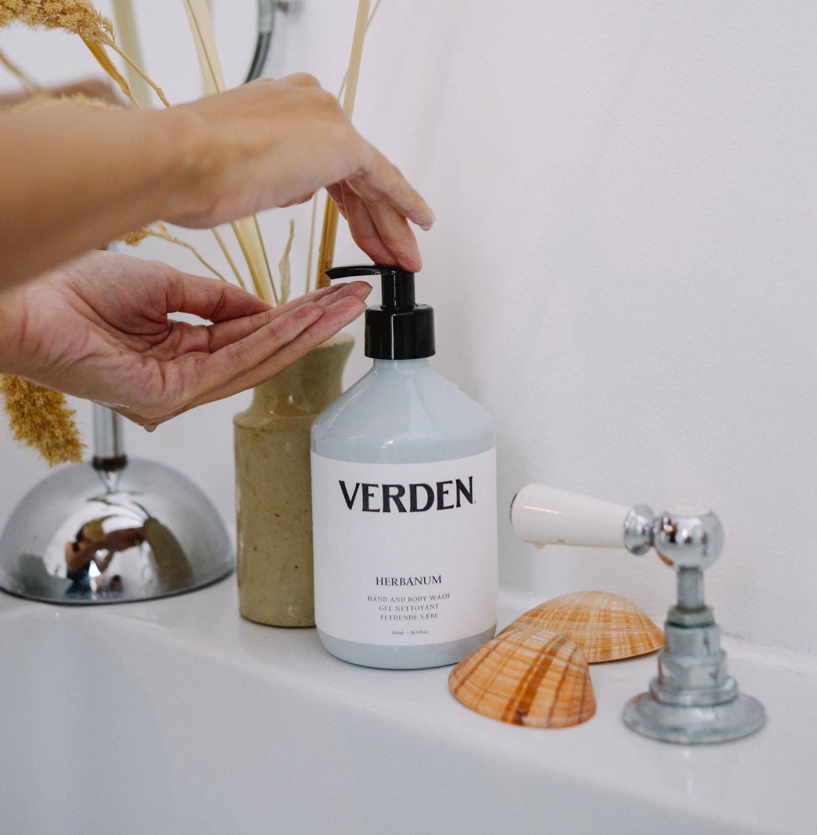 Herbanum Hand & Body Wash