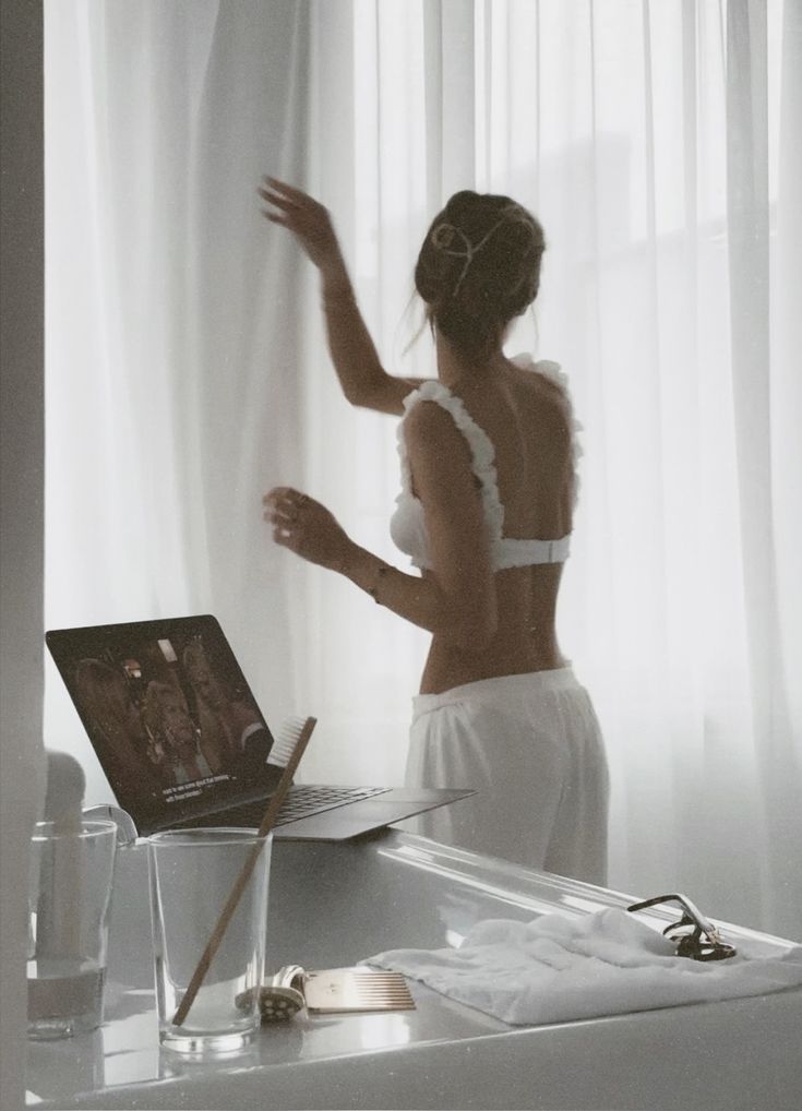 clean-girl-aesthetic-dirty-side