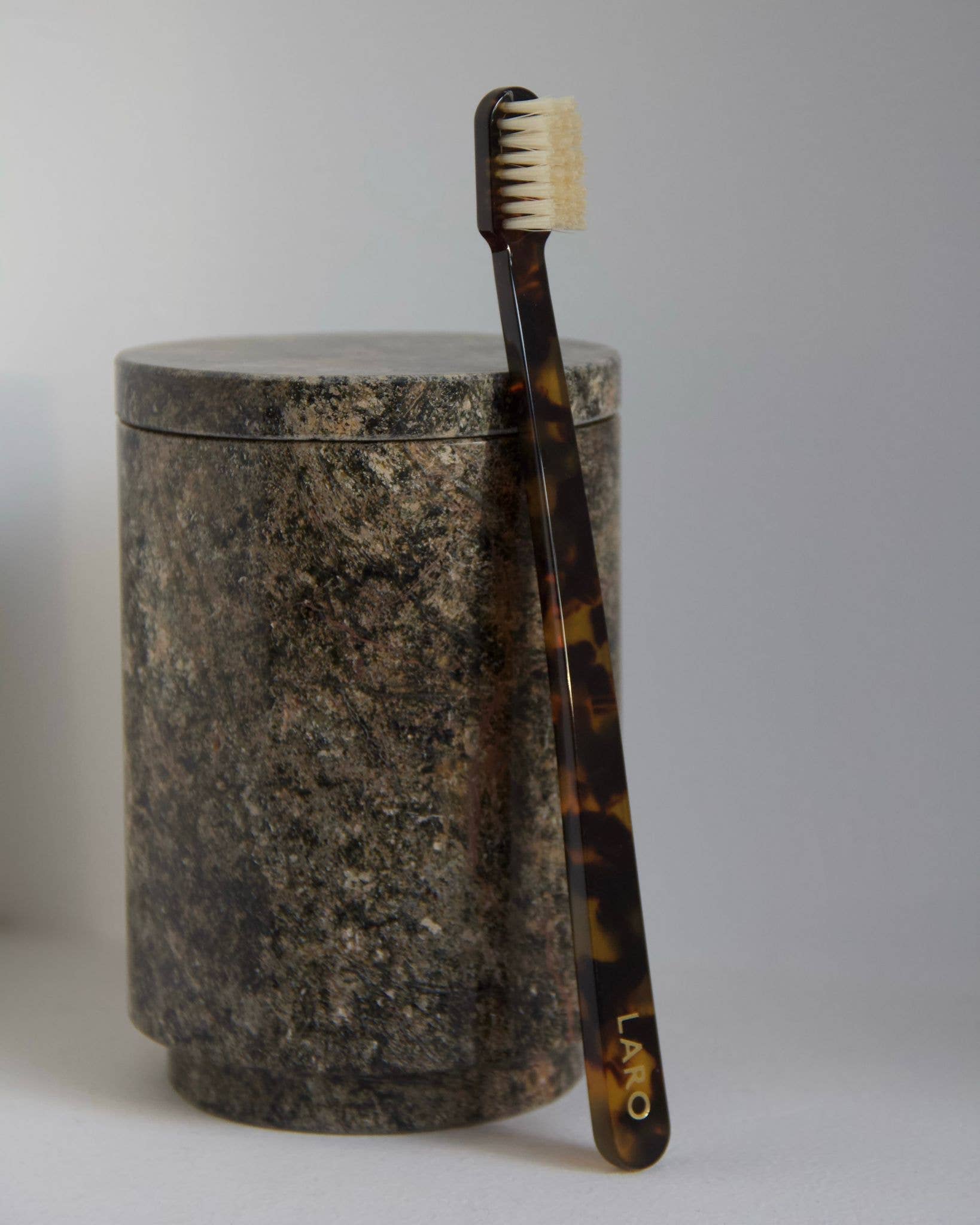 Koh-i-Noor x Laro Bioplastic Toothbrush