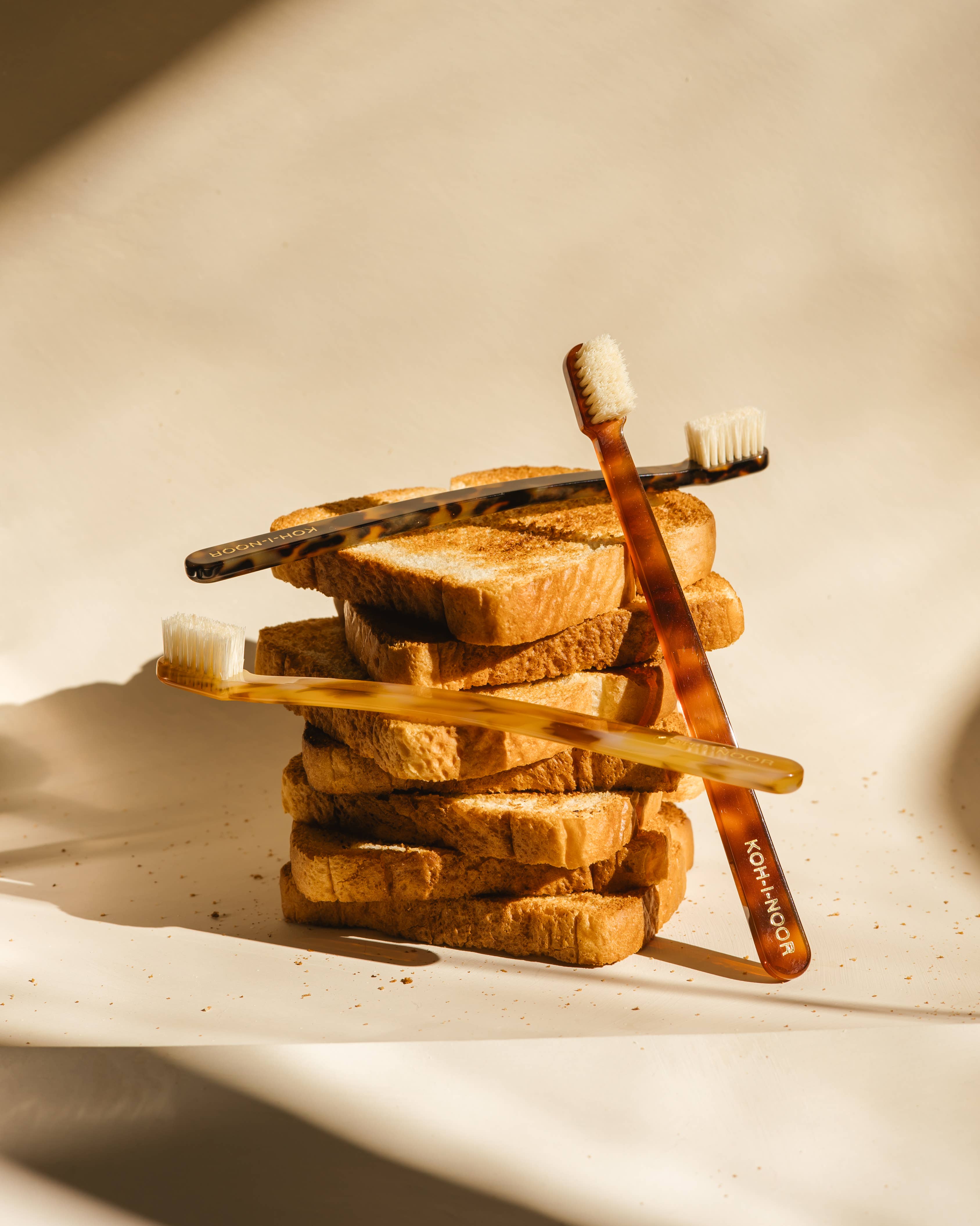 Koh-i-Noor x Laro Bioplastic Toothbrush